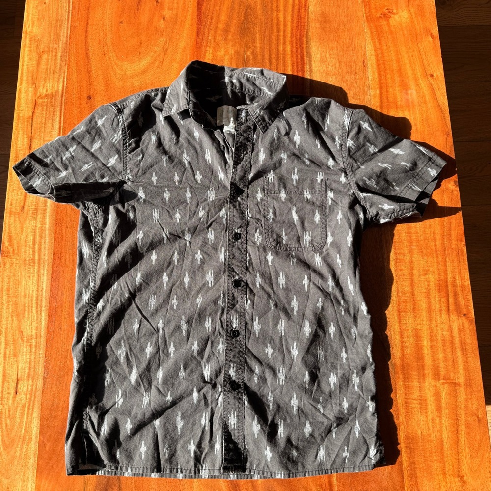 American Eagle Men's Black/White Short Sleeve Button Up Shirt Size XS